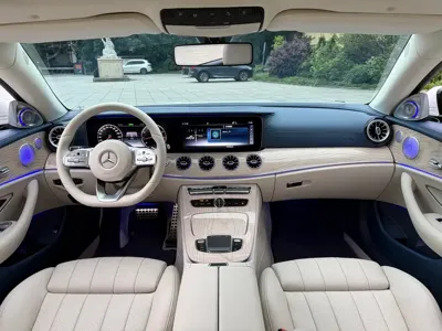 Mercedes-Benz E-Class (Import) 2020, 30000 км, за 210000 CNY - фото 10