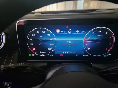 Mercedes-Benz GLC-Class 2025, 2940 км, за 93580000 KRW - фото 9