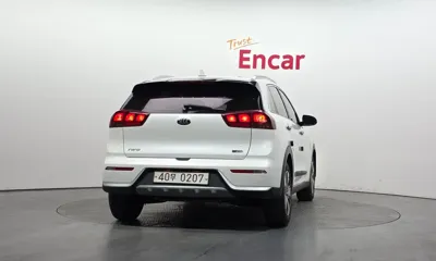 Kia Niro 2017, 95861 км, за 13000000 KRW