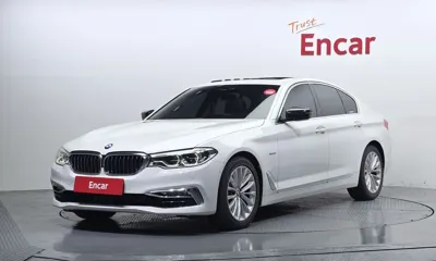 BMW 5-Series · 2018 год