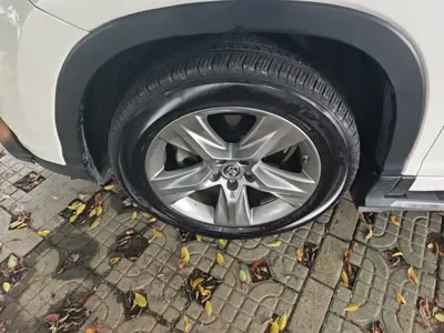 Toyota Highlander 2015, 151200 км, за 75300 CNY - фото 23