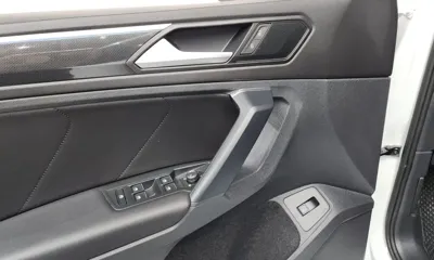 Volkswagen Tiguan 2024, 40177 км, за 37900000 KRW - фото 28