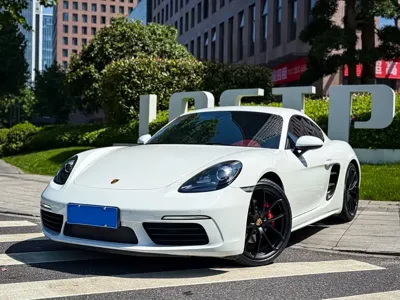 Porsche 718 · 2021 год