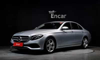 Mercedes-Benz E-Class · 2017 год