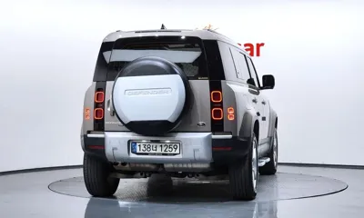 Land Rover Defender 2023, 57407 км, за 72000000 KRW - фото 4