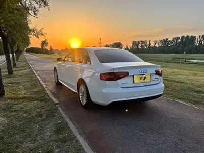 Audi A4L 2015, 99000 км, за 41800 CNY - фото 5