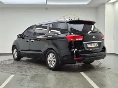 Kia Canival 2017, 127524 км, за 9000000 KRW