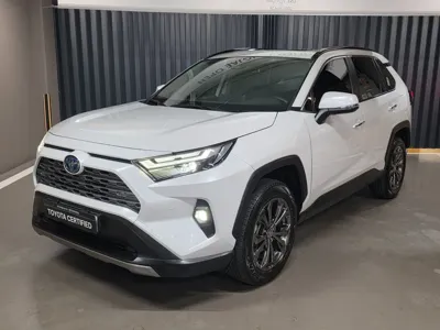 Toyota RAV4 · 2024 год