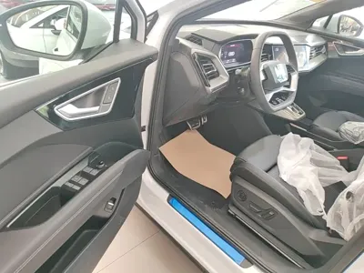 Audi Q4 e-tron 2026, 100 км, за 160000 CNY - фото 16