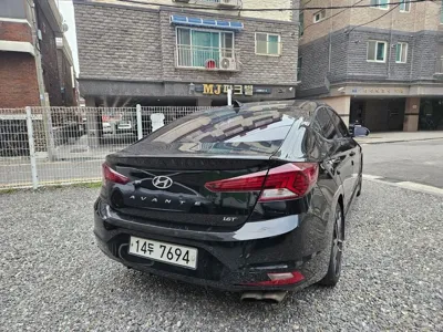 Hyundai Avante 2019, 180000 км, за 6990000 KRW