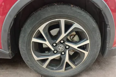 Toyota C-HR 2020, 40000 км, за 78169.85 CNY - фото 8