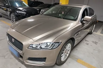 Jaguar XF · 2016 год