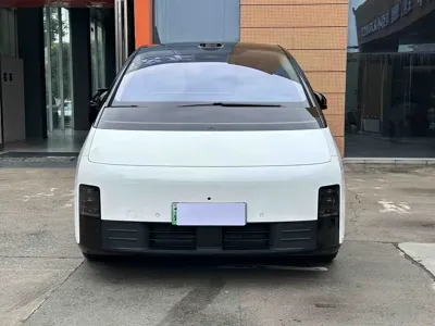 Li Auto Li MEGA 2025, 3600 км, за 509799 CNY - фото 2