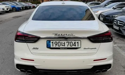 Maserati Quattroporte 2021, 31000 км, за 109970000 KRW