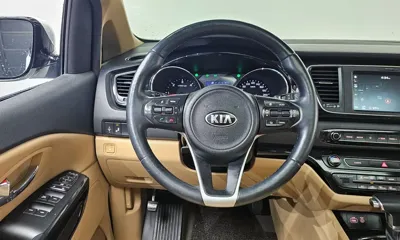 Kia Canival 2018, 86342 км, за 16500000 KRW - фото 12