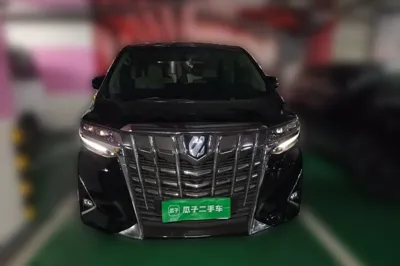 Toyota Alphard 2018, 34400 км, за 717666.56 CNY