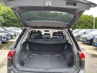Volkswagen Tiguan L 2019, 73700 км, за 70800 CNY - фото 19