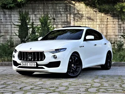 Maserati Levante · 2017 год