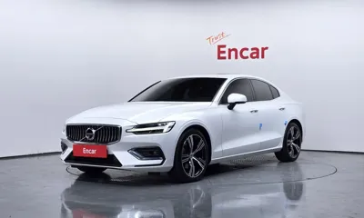 Volvo S60 · 2021 год