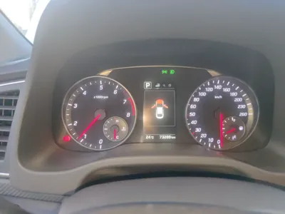 Hyundai Elantra (6th Generation 2018, 73200 км, за 42956.37 CNY - фото 12
