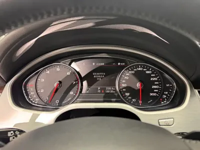 Audi A8 2015, 135000 км, за 138000 CNY - фото 12