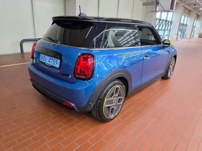 MINI Cooper 2024, 29845 км, за 27000000 KRW - фото 3