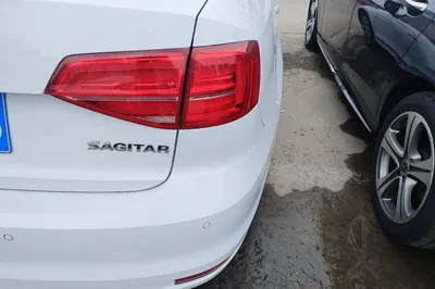 Volkswagen Sagitar 2018, 101300 км, за 50760.44 CNY - фото 9