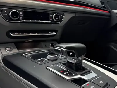 Audi Q5L 2018, 80000 км, за 113300 CNY - фото 18