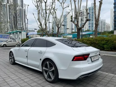 Audi A7 2016, 181000 км, за 14400000 KRW