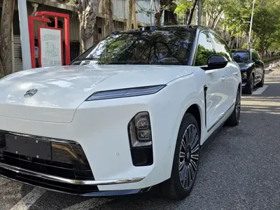 Nio ES8 2026, 100 км, за 345800 CNY