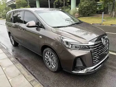 Buick GL8 2021, 80000 км, за 88800 CNY