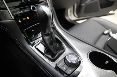 Infiniti Q50 2015, 95500 км, за 7900000 KRW - фото 9