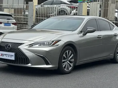 Lexus ES 2019, 65000 км, за 169000 CNY