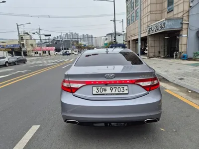 Hyundai Grandeur 2015, 160420 км, за 6400000 KRW