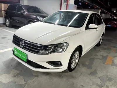 Volkswagen Jetta · 2017 год