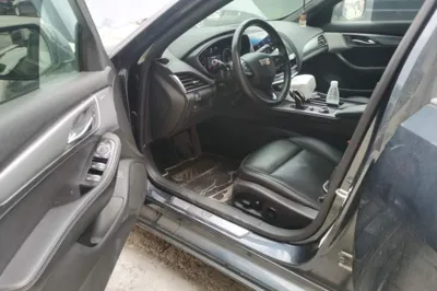 Cadillac CT5 2021, 71800 км, за 124780.41 CNY