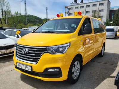 Hyundai Starex 2021, 56643 км, за 21900000 KRW - фото 1