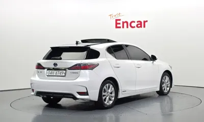 Lexus CT200h 2015, 139410 км, за 13400000 KRW
