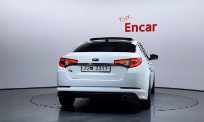 Kia K5 2011, 176478 км, за 4600000 KRW