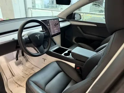 Tesla Model Y 2023, 27000 км, за 210000 CNY - фото 5