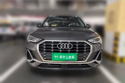 Audi Q3 2021, 72700 км, за 105535.79 CNY