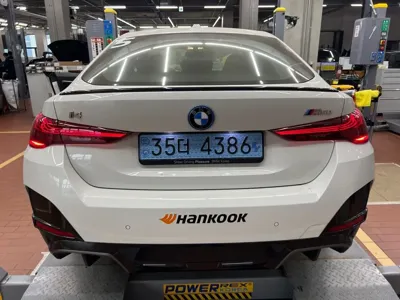 BMW i4 2025, 4221 км, за 69000000 KRW