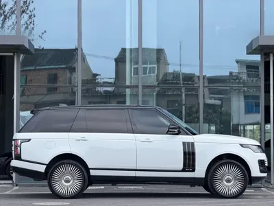 Land Rover Range Rover 2019, 130000 км, за 575700 CNY