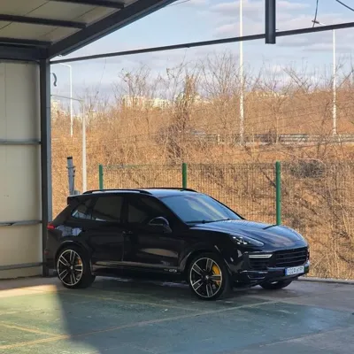 Porsche Cayenne · 2016 год