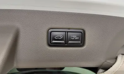 Kia Canival 2023, 29856 км, за 36800000 KRW - фото 30
