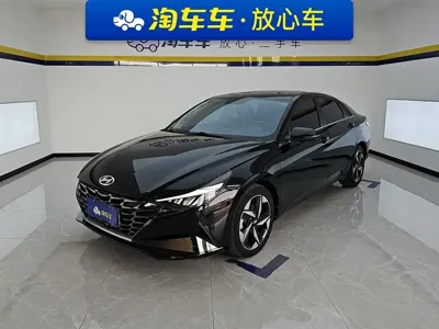 Hyundai Elantra · 2021 год