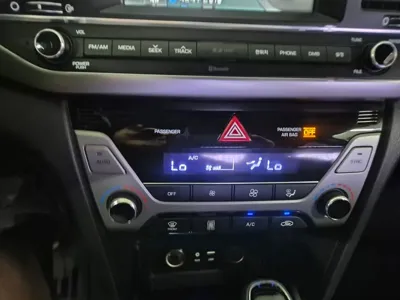 Hyundai Avante 2016, 37600 км, за 8690000 KRW - фото 12