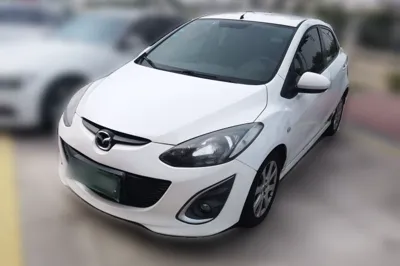 Mazda Mazda 2 · 2012 год