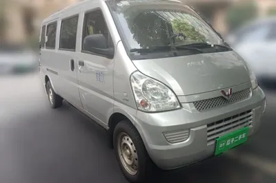 Wuling Rongguang 2019, 92500 км, за 28789.4 CNY