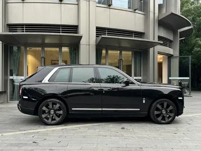Rolls-Royce Cullinan 2020, 41000 км, за 3968000 CNY - фото 10